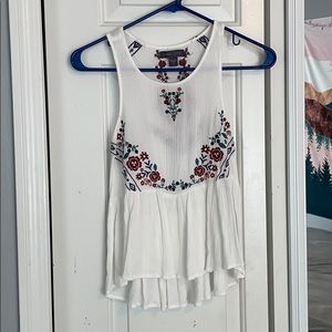 Kendall & Kylie embroidered top